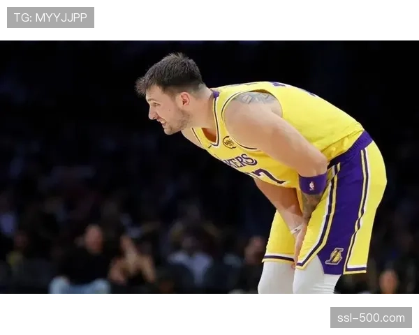 湖人108-136惨败马刺暴露防守漏洞 东契奇詹姆斯里夫斯缺阵影响巨大 湖人108-136惨败马刺暴露防守漏洞 东契奇詹姆斯里夫斯缺阵影响巨大